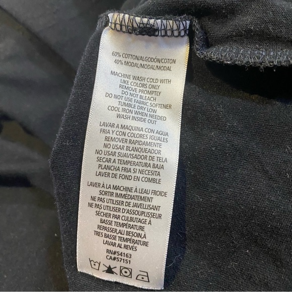 2for$25 Calvin Klein Jeans Black Puff Shoulder V-Neck T-shirt Plus Size 1X - Picture 3 of 10